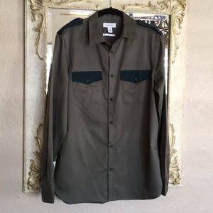 Calvin Klein long sleeved shirt. Army green. M